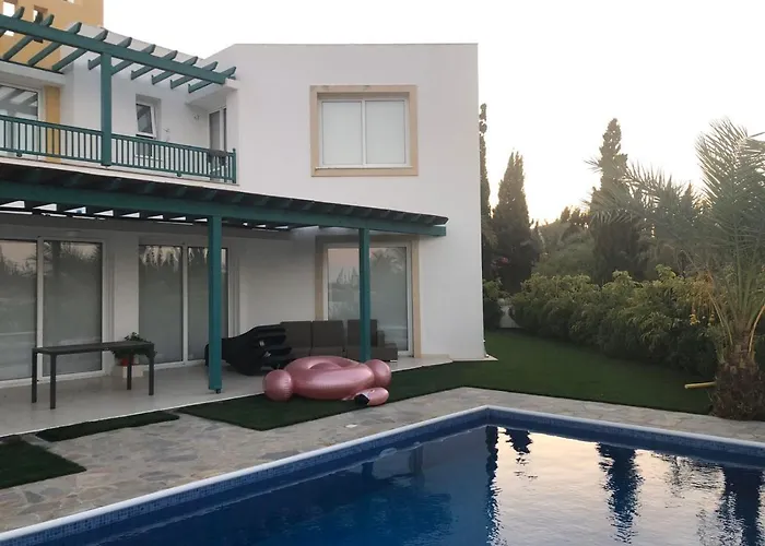 Vila Oasi Rejuve Poseidon Meneou